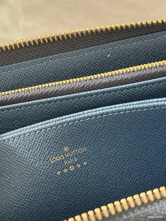 Repladies WALLET VUITTON ZIPPY LOUIS 0621